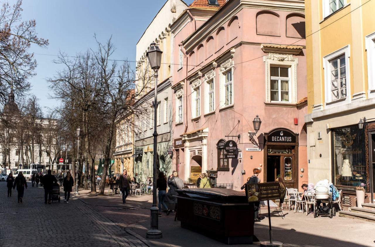 Antique Old Town Studio By Urban Rent Appartement Vilnius Buitenkant foto