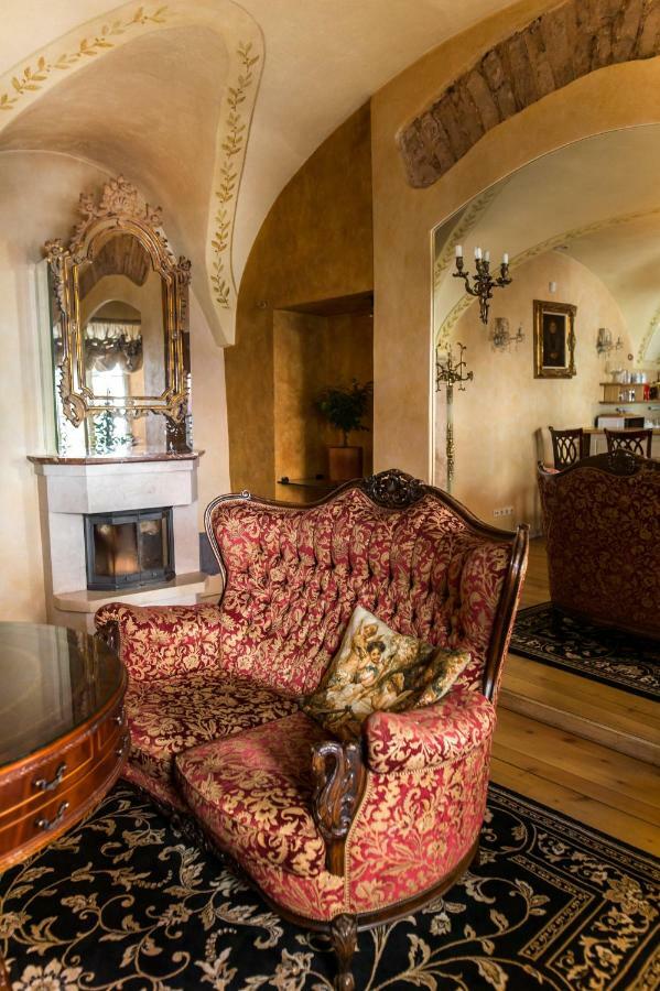 Antique Old Town Studio By Urban Rent Appartement Vilnius Buitenkant foto